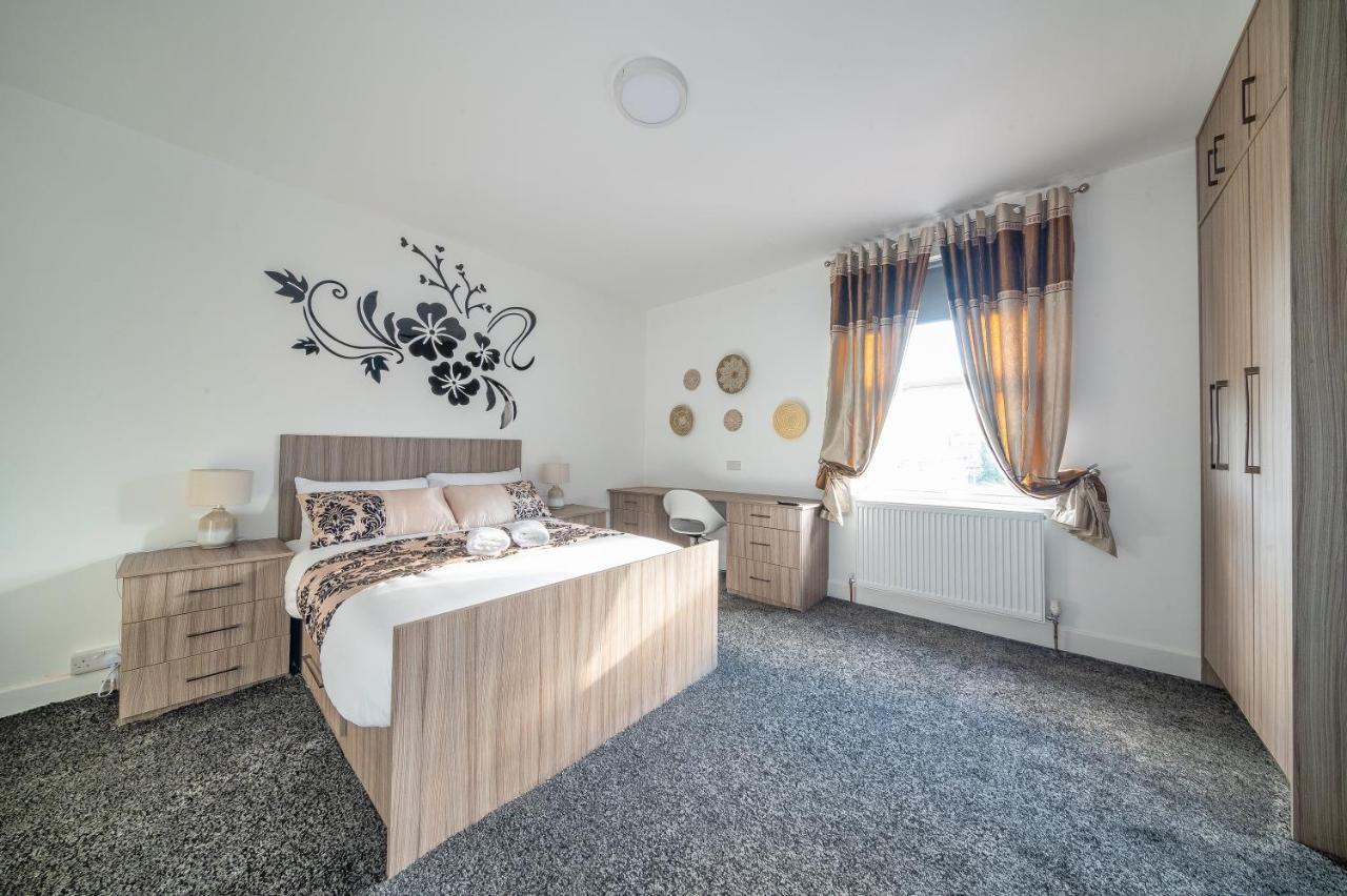 *Rc12S* For Your Most Relaxed & Cosy Stay + Free Parking + Free Fast Wifi * ليدز المظهر الخارجي الصورة